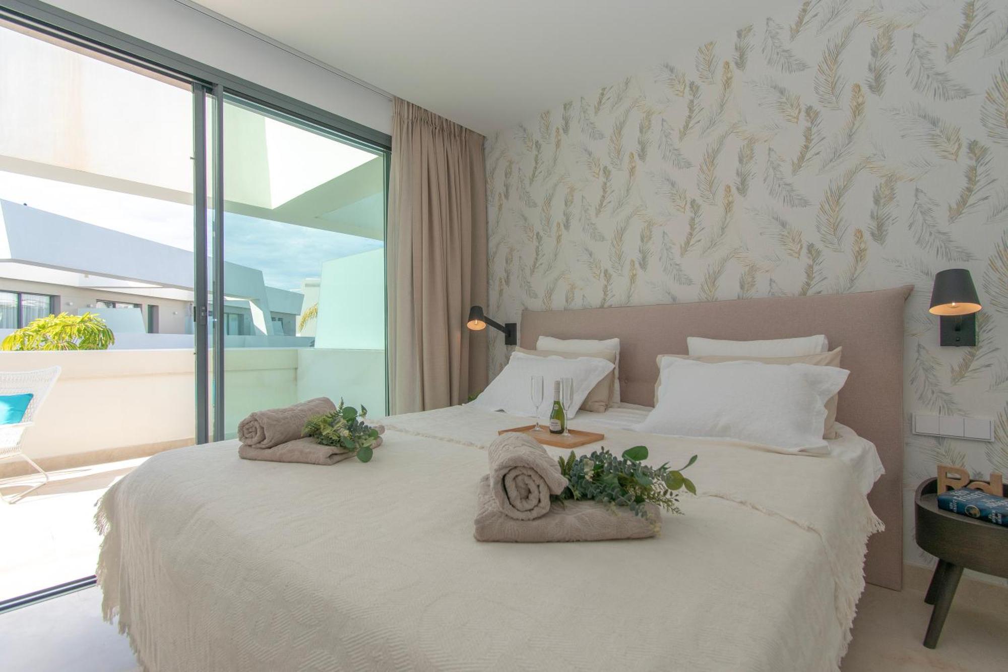 Casa La Cala Valvega - Happy Rentals ลากาลาเดมิฮาส ภายนอก รูปภาพ